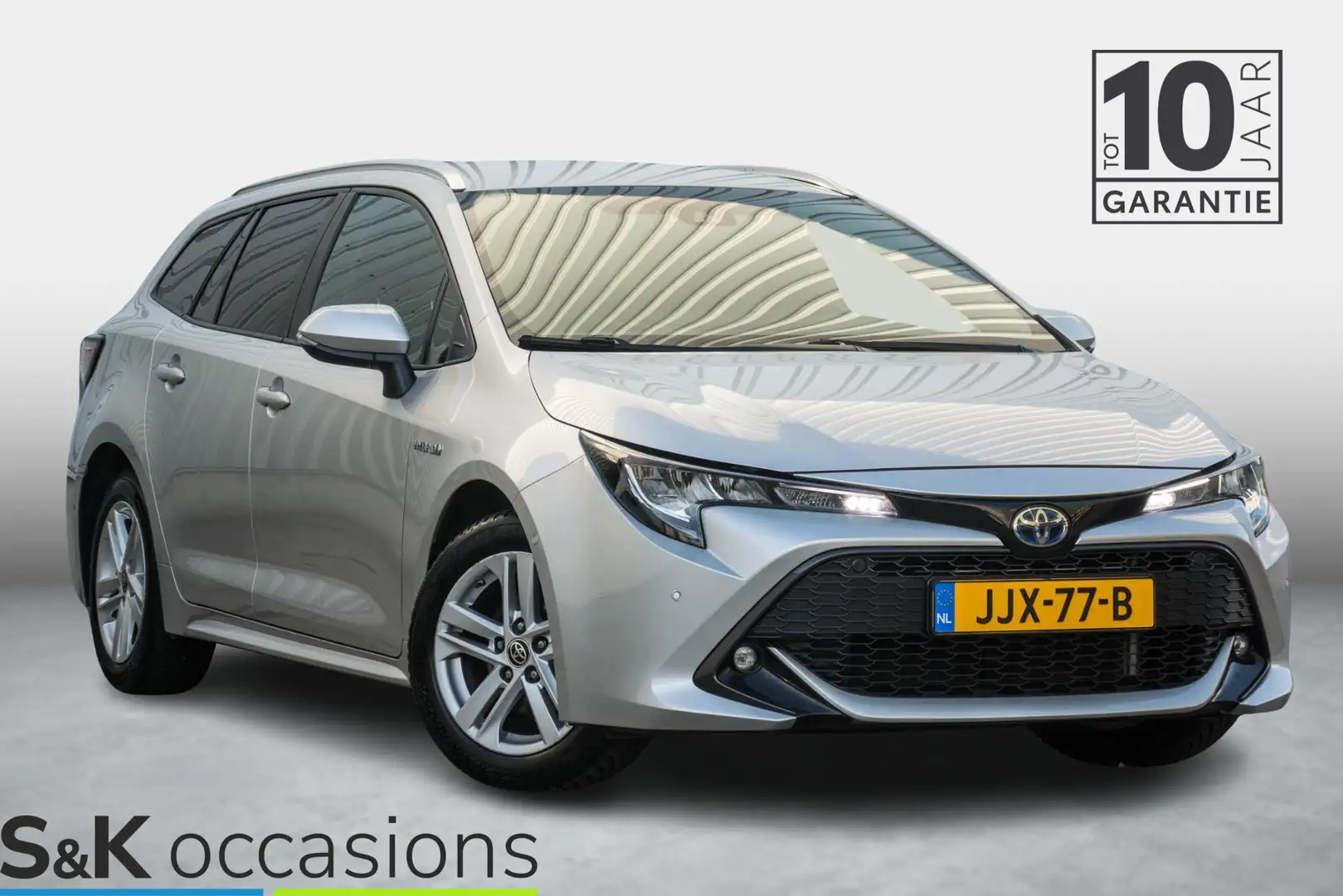 Toyota Corolla Touring Sports 1.8 Hybrid Comfort Grijs - 1