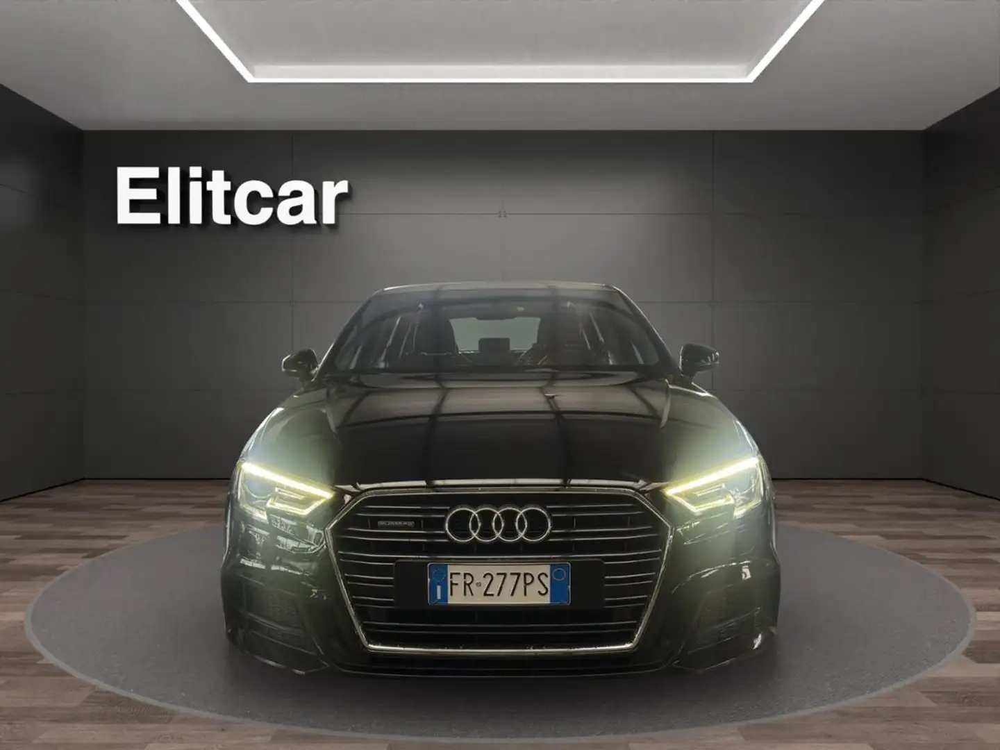Audi A3 SPB 2.0 TDI quattro S LINE Nero - 2