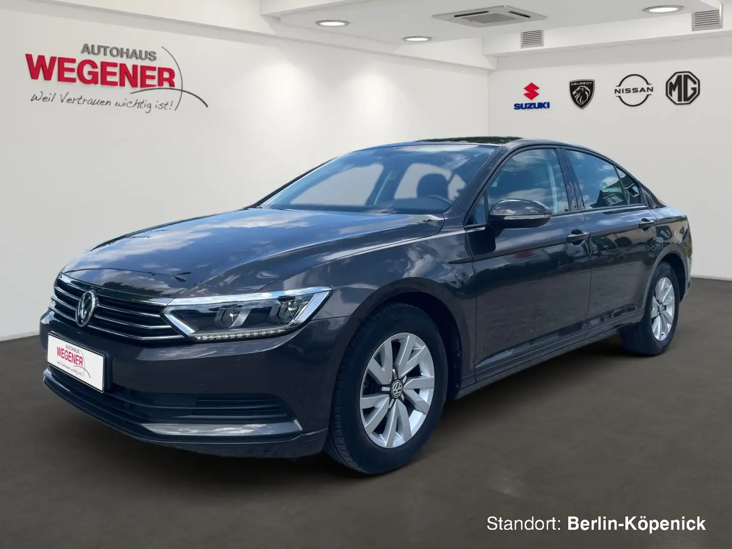 Volkswagen Passat VW PASSAT TRENDLINE+NAVI+KLIMA+BLUETOOTH+PDC Brown - 1