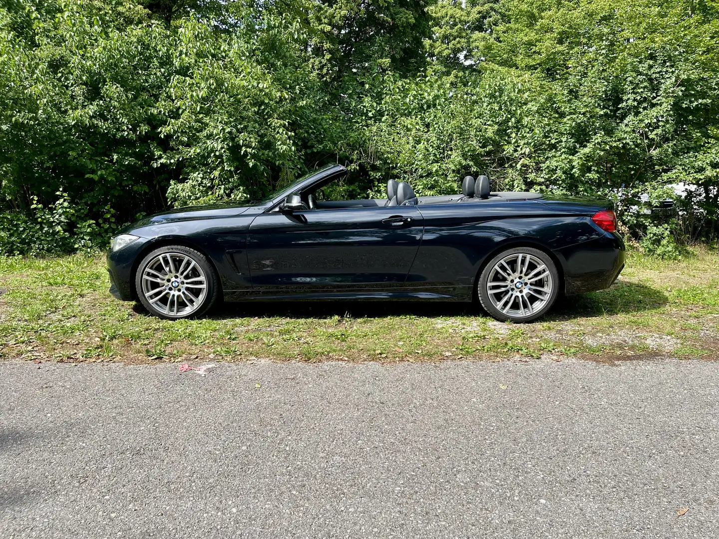 BMW 435 435 i MSport Allblack Rückfahrkamera deutsche Aus Schwarz - 2