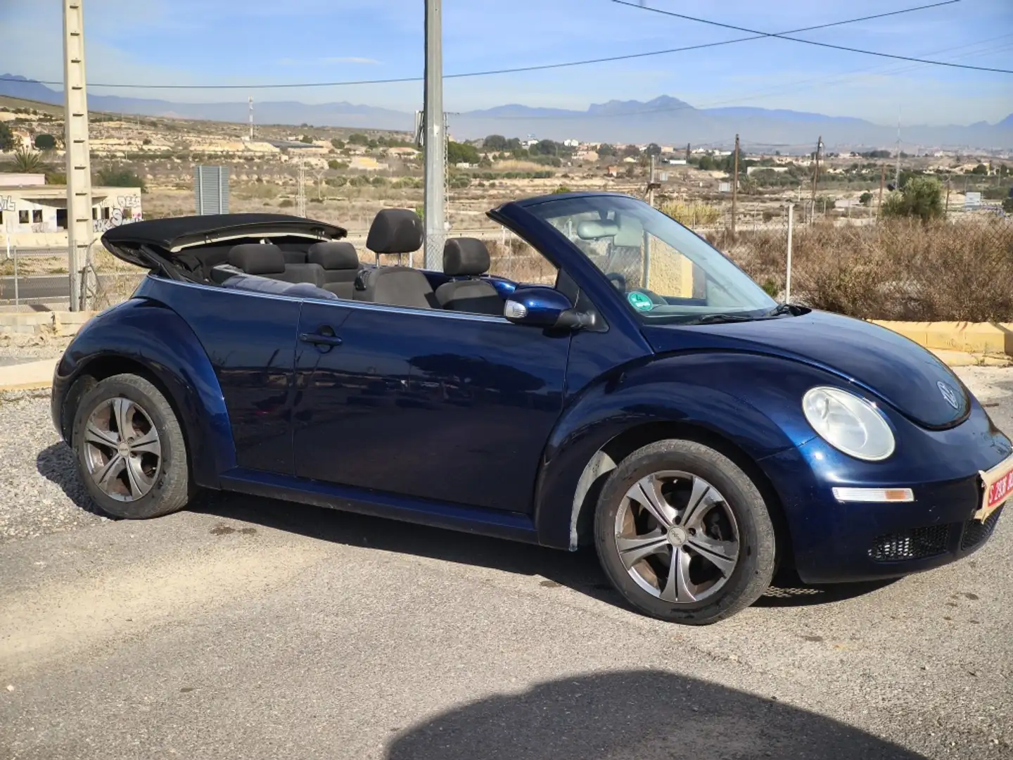 Volkswagen Beetle Cabrio 1.6 Blau - 2