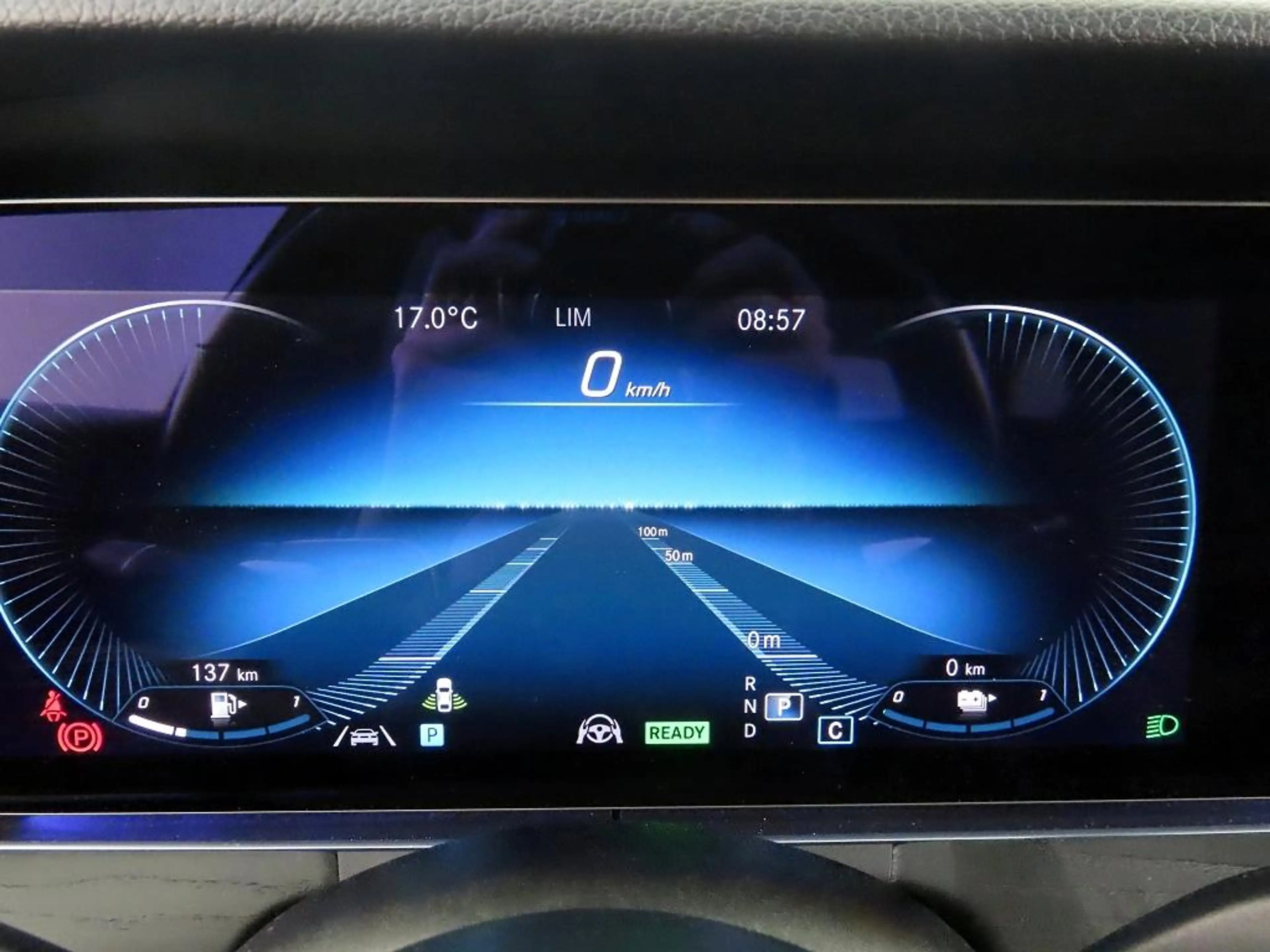 Mercedes-Benz E 300 e T-Modell PHEV Avantgarde LED+ParkPak — photo 39