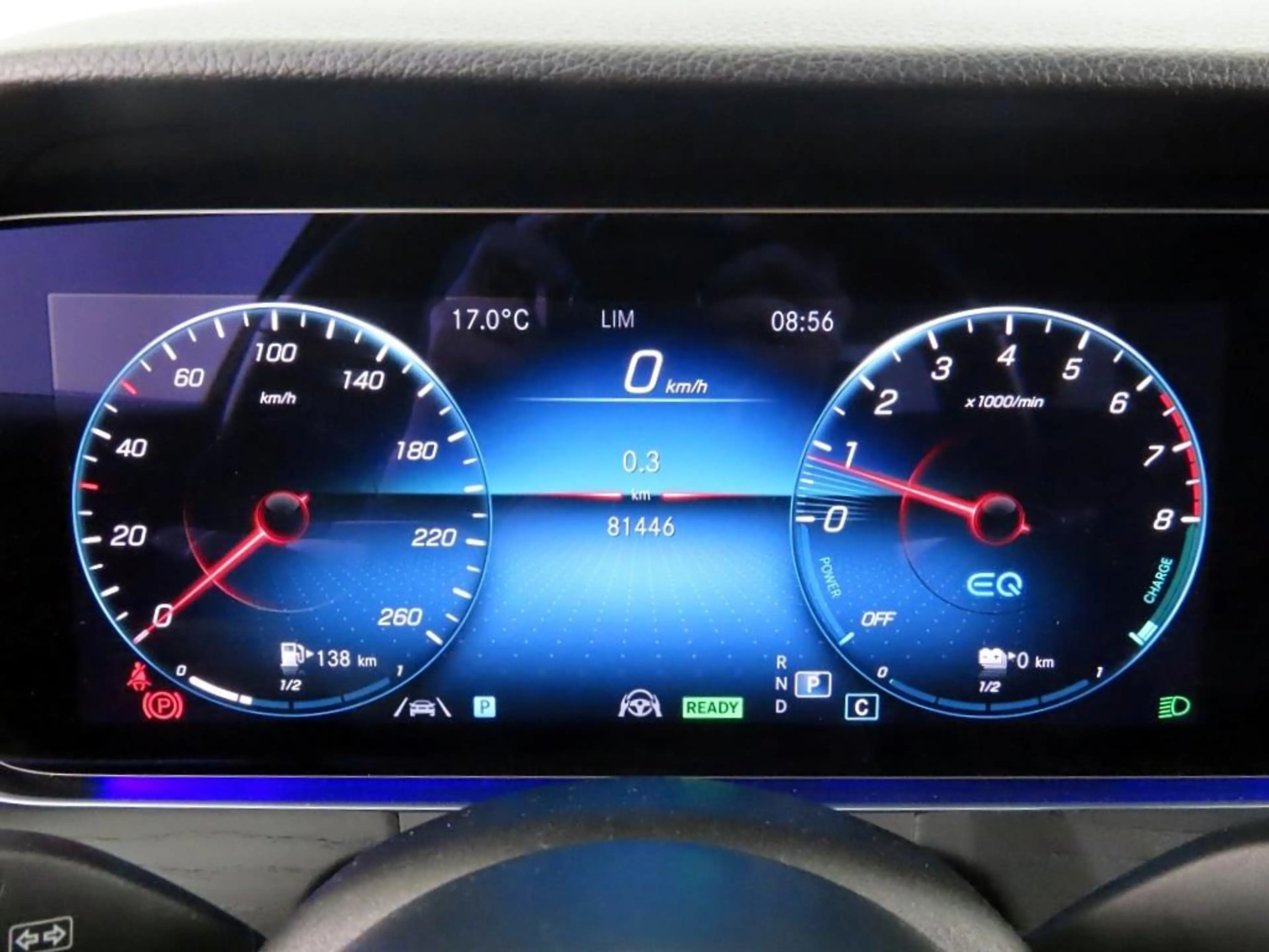 Mercedes-Benz E 300 e T-Modell PHEV Avantgarde LED+ParkPak — photo 20