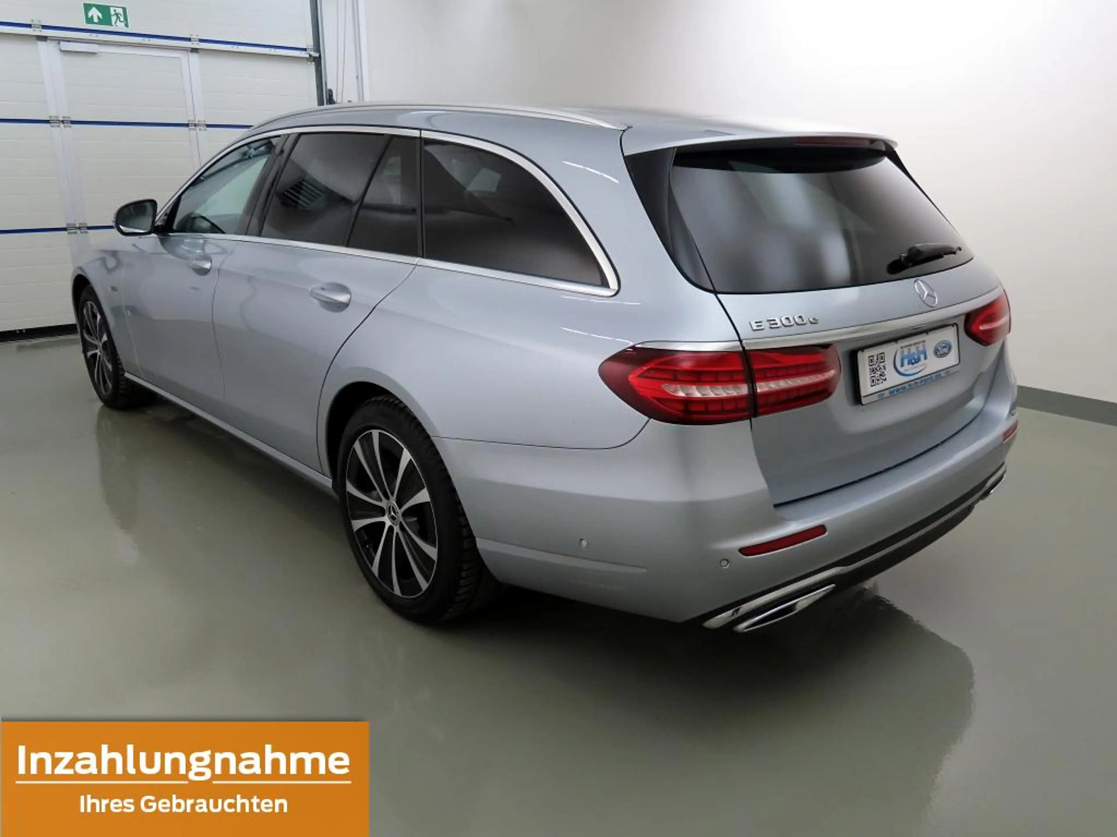 Mercedes-Benz E 300 e T-Modell PHEV Avantgarde LED+ParkPak — photo 3