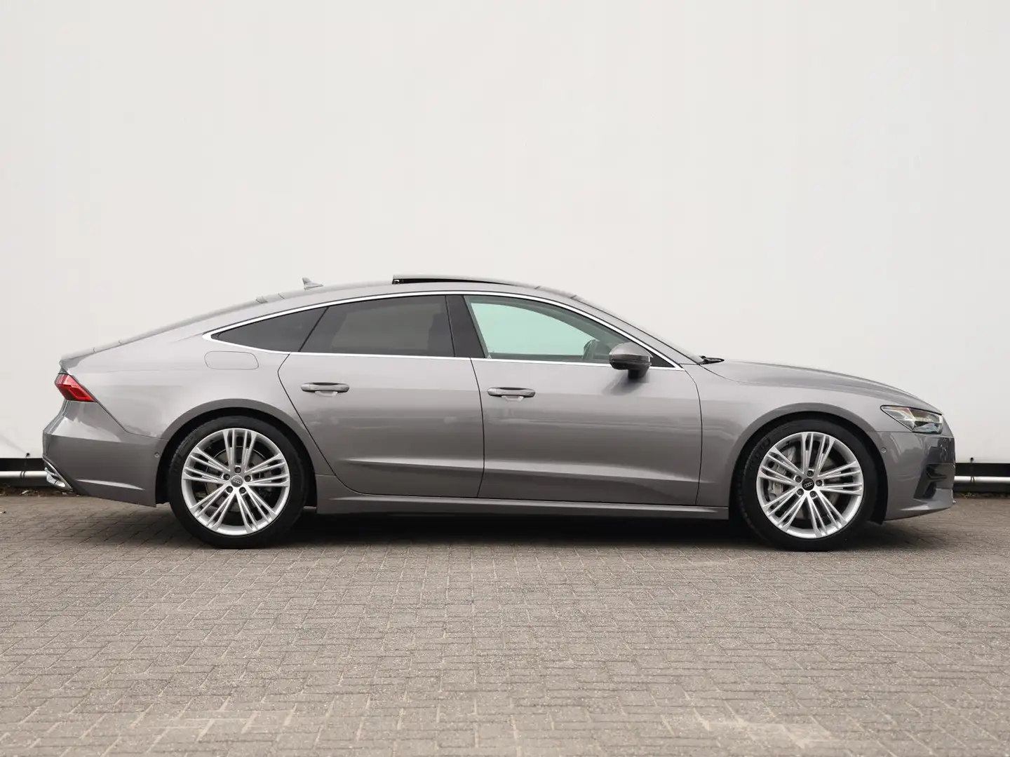 Audi A7 Sportback 55 TFSI quattro Pro Line S 340 PK | Pano Grijs - 2