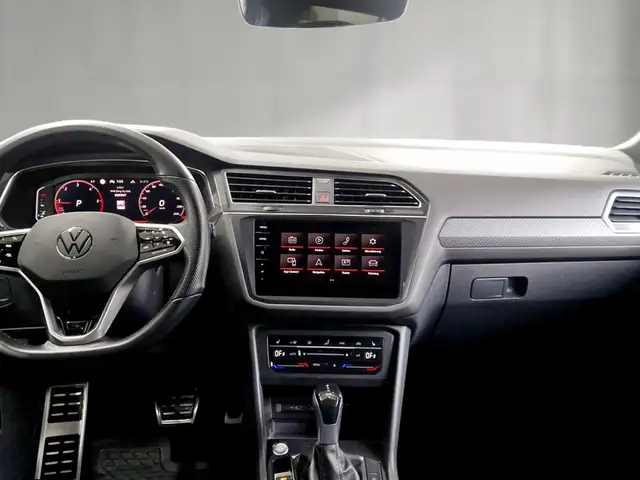 Volkswagen Tiguan Allspace view 7