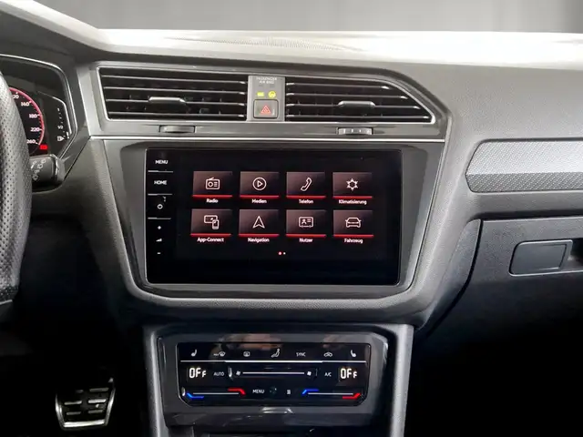 Volkswagen Tiguan Allspace view 12