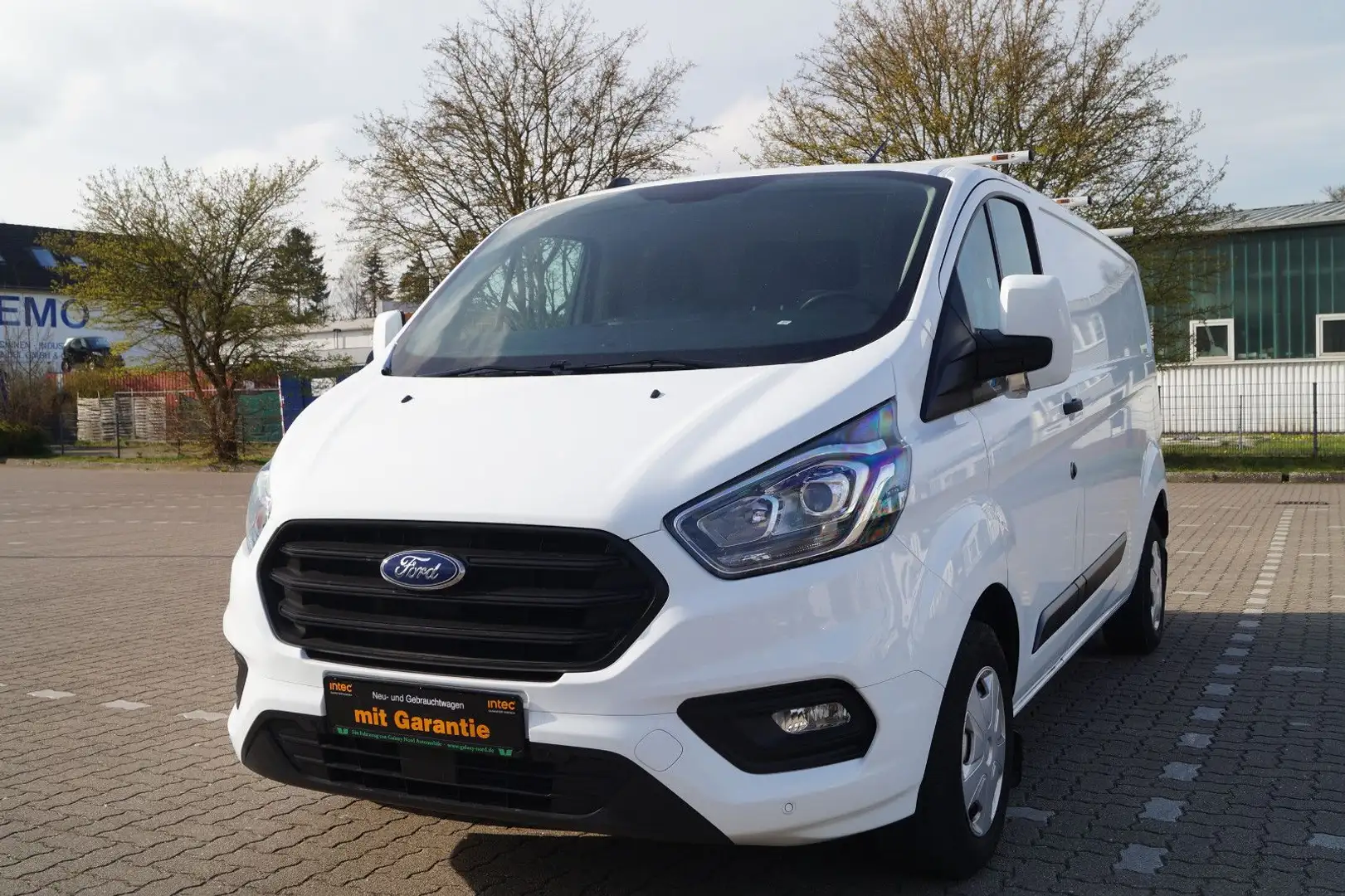 Ford Transit 2,0 TDCI Custom Kasten 300 lang LED AHK Blanc - 1
