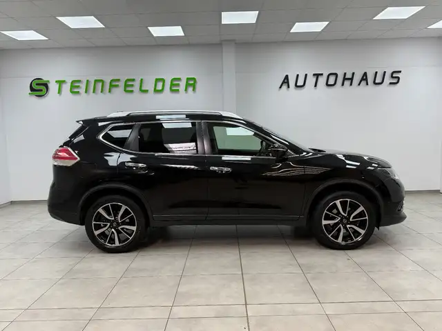 Nissan X-Trail view 8