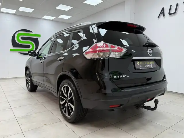 Nissan X-Trail view 5