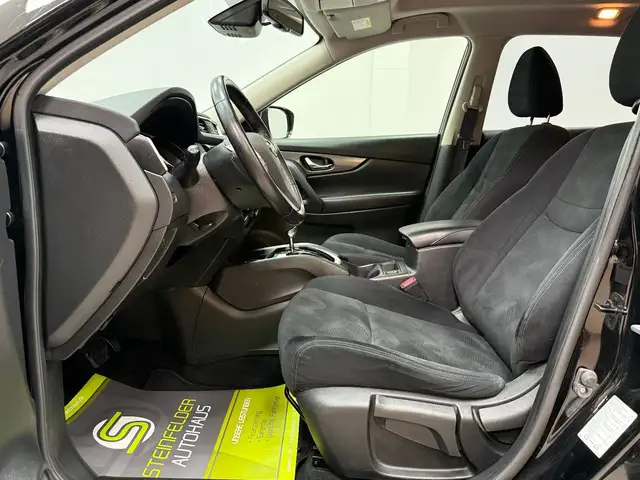 Nissan X-Trail view 11