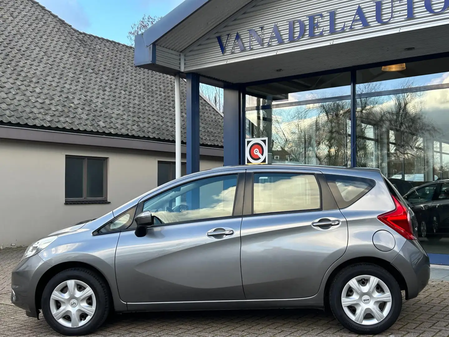 Nissan Note 1.2 Acenta Airco Cruise Park.Sens NAP NL-Auto Deal Сірий - 2