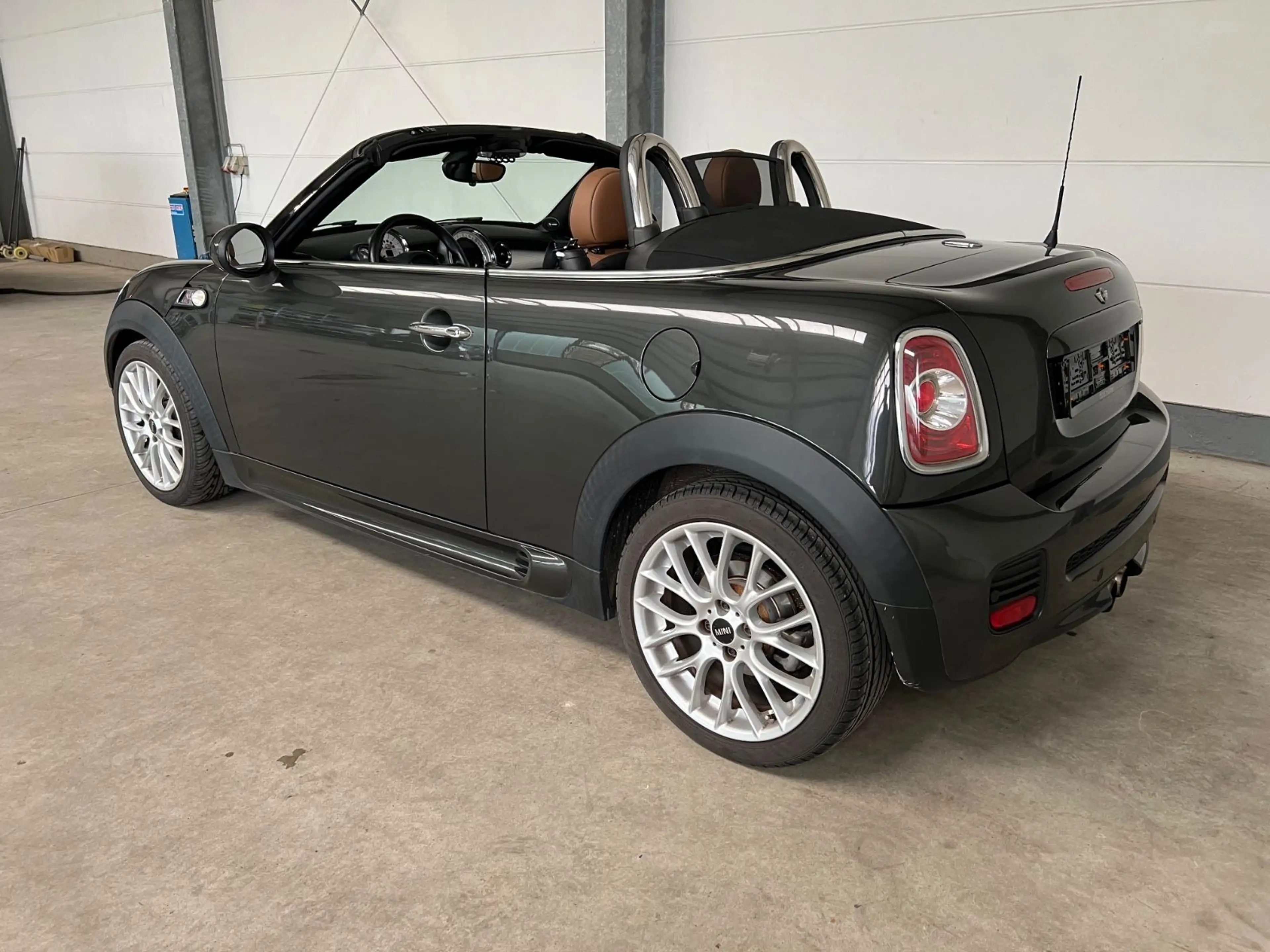 MINI Cooper S Roadster JCW-Paket +Chilli+Leder+Navi — photo 14