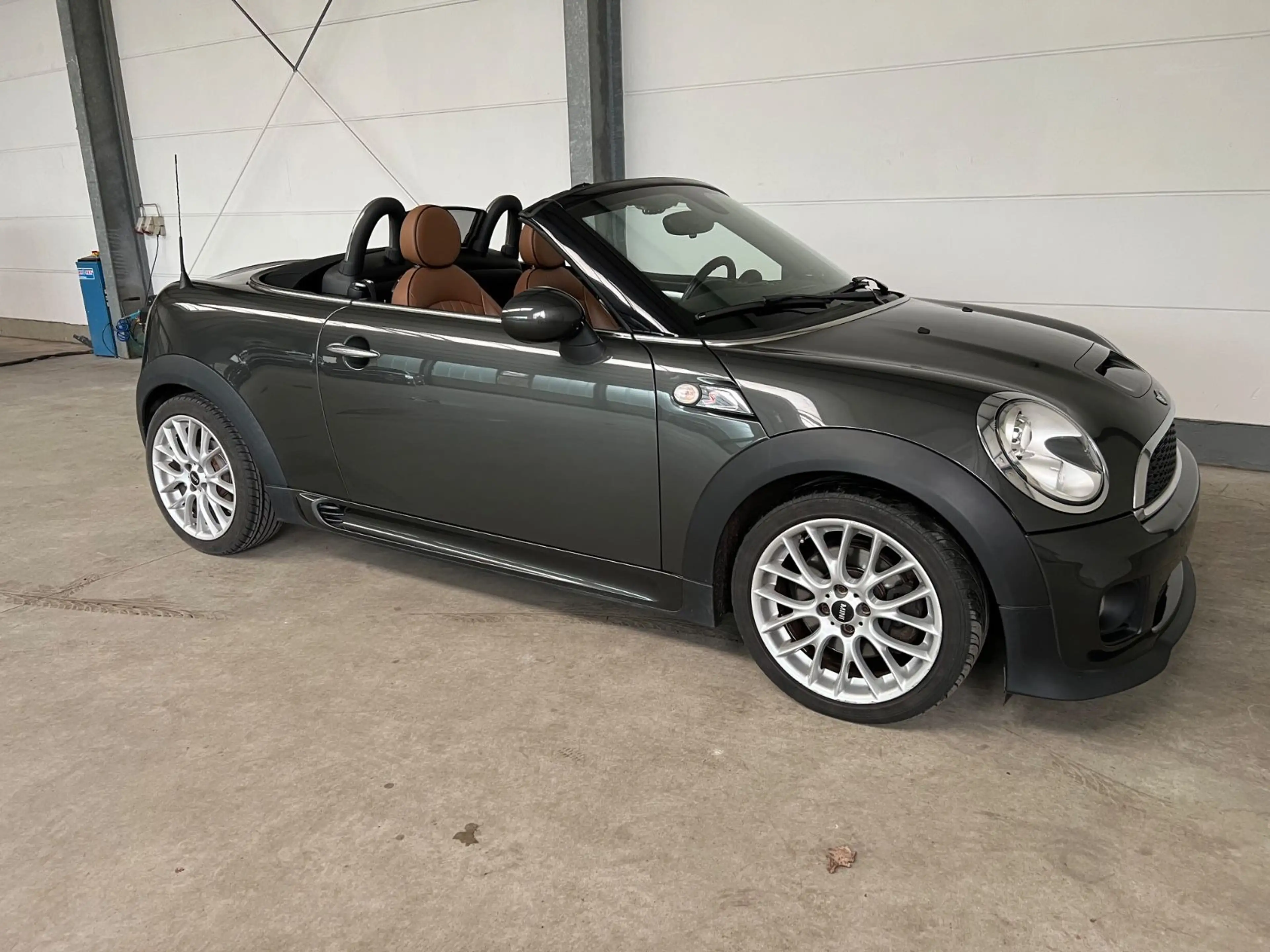 MINI Cooper S Roadster JCW-Paket +Chilli+Leder+Navi — photo 24