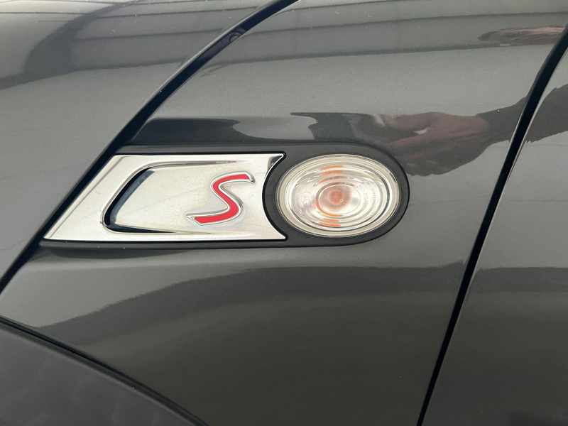 MINI Cooper S Roadster JCW-Paket +Chilli+Leder+Navi — photo 37