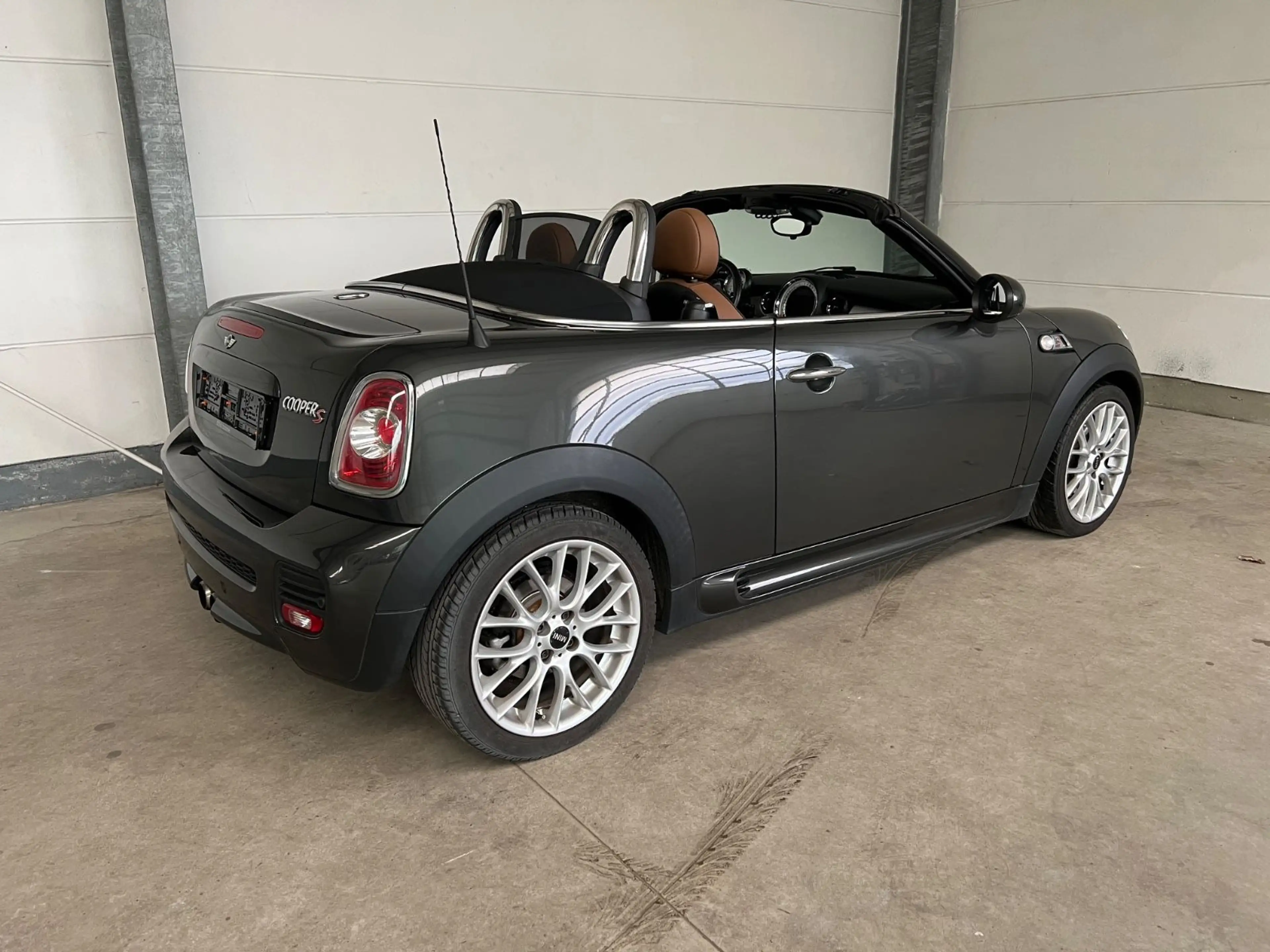 MINI Cooper S Roadster JCW-Paket +Chilli+Leder+Navi — photo 32