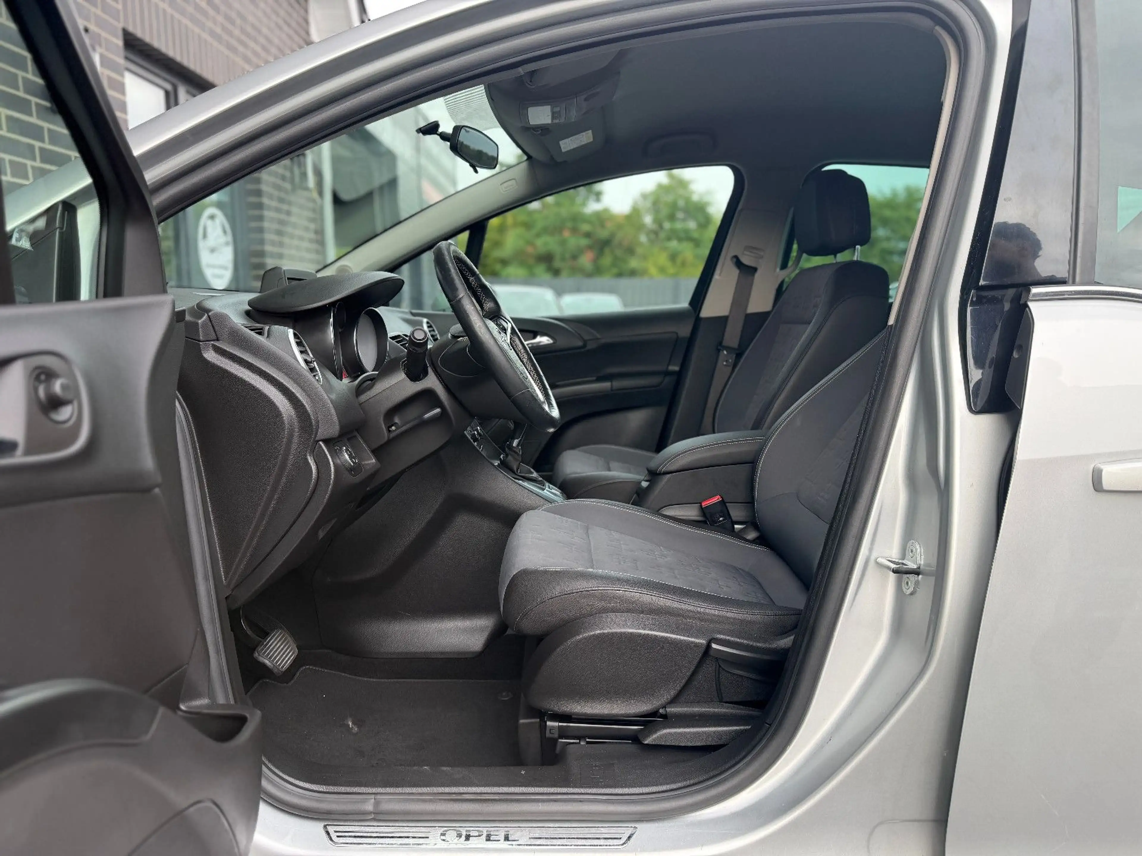 Opel Meriva B Innovation*Automatik*Klima*PDC*AHK*SHZ* — photo 9