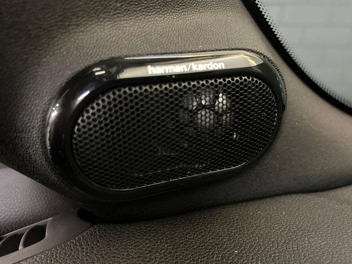 Mini Cabrio COOPER S - 2019 - Joinsteer - #13