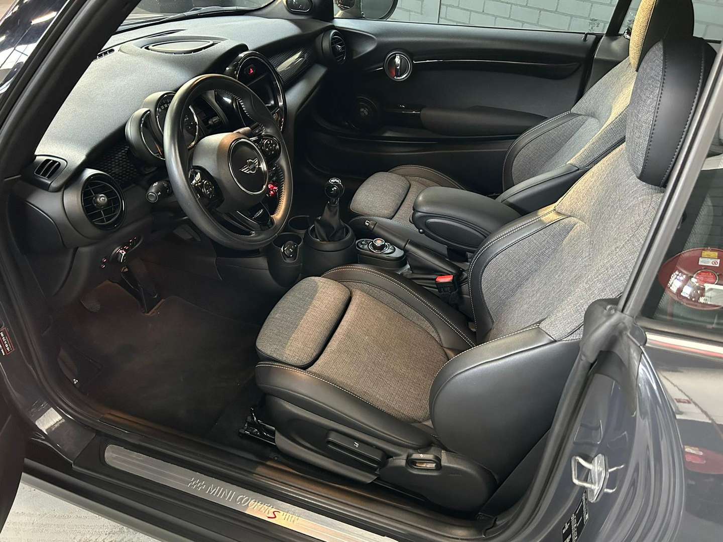 Mini Cabrio COOPER S - 2019 - Joinsteer - #10