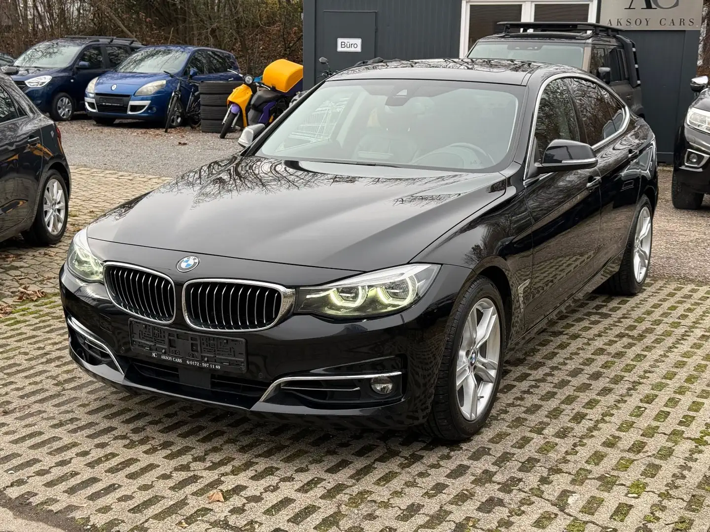 BMW 320 Gran Turismo xDrive Luxury Line/Navi/Head-Up Zwart - 1