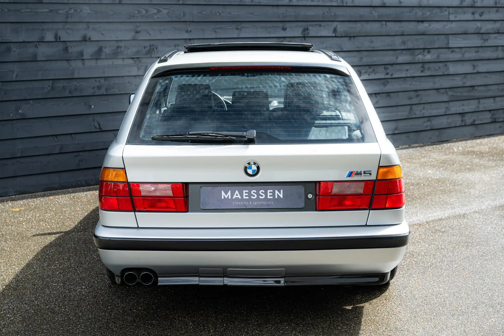 BMW M5 E34 Touring - Unieke conditie Grau - 2