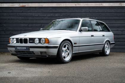 BMW M5 E34 Touring - Unieke conditie