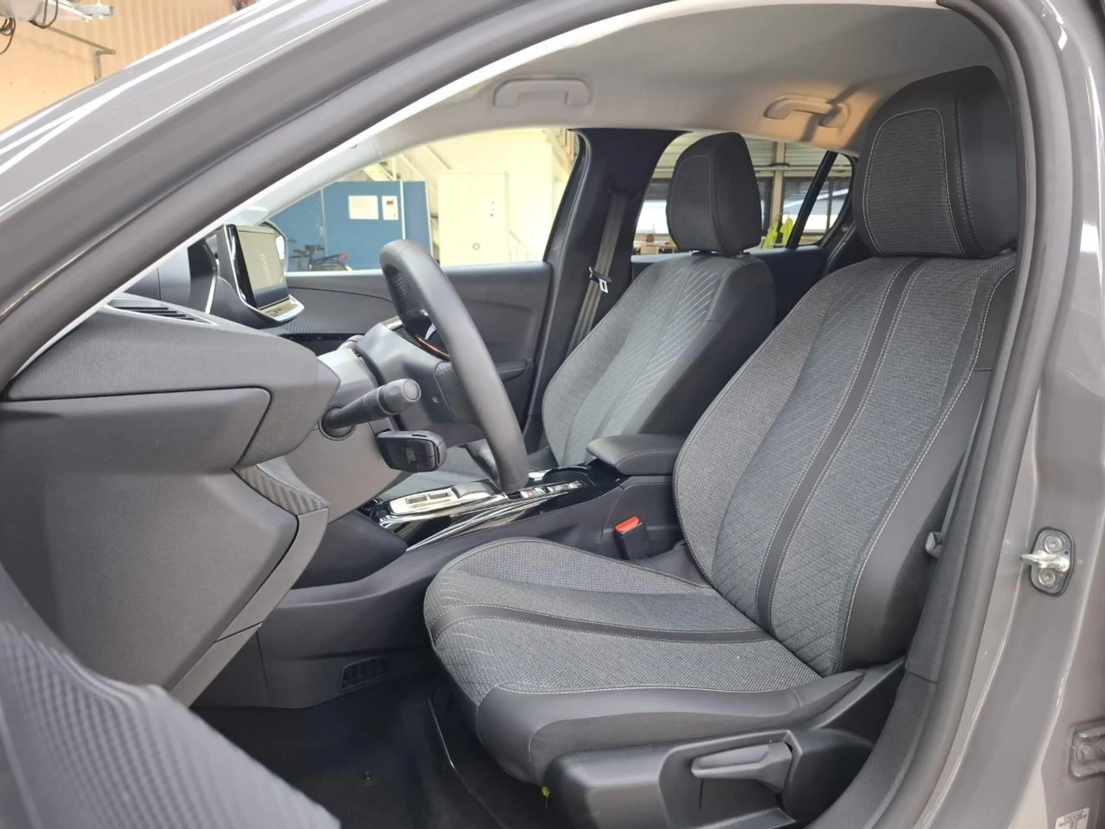 Peugeot 208 1.2 Hybrid 110 e-DCS6 Allure Tot 8 Jaar Garantie | — photo 6