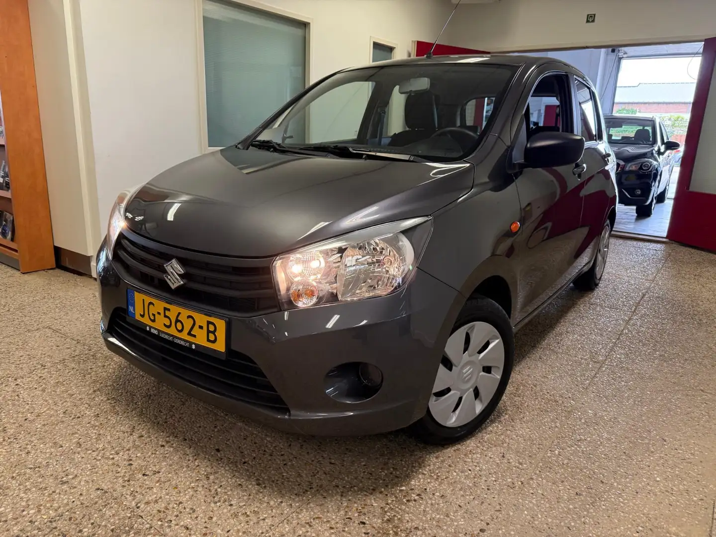 Suzuki Celerio 1.0 Comfort Automaat | Airco| 1e eigenaar | Trekha Grijs - 2