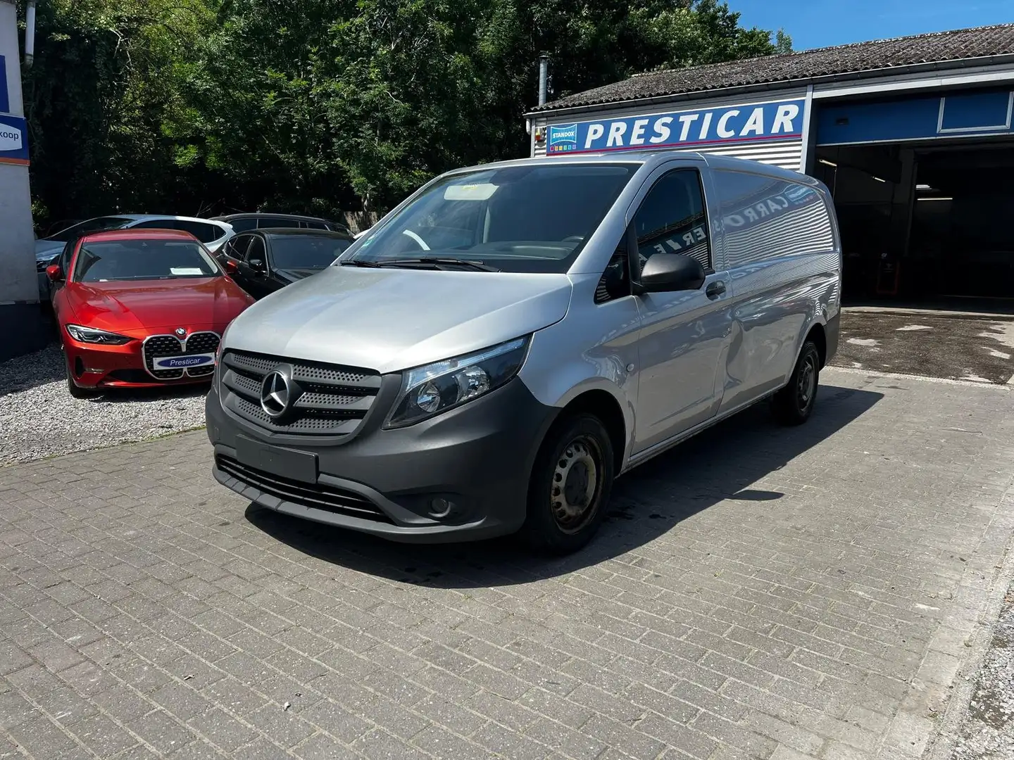 Mercedes-Benz Vito 114 CDI Fourgon Compact Gris - 1