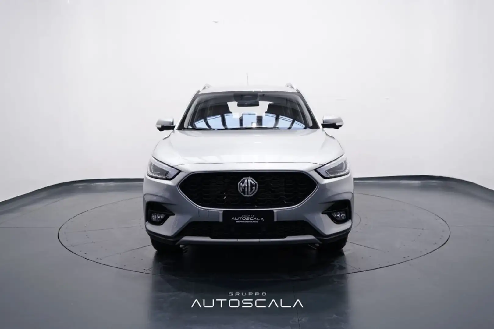 MG ZS 1.5 VTI-tech 106cv GPL Man. Luxury Argento - 2