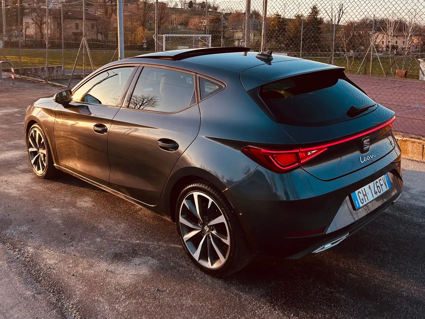 SEAT Leon Leon 2.0 tdi FR 150cv dsg Blue - 1