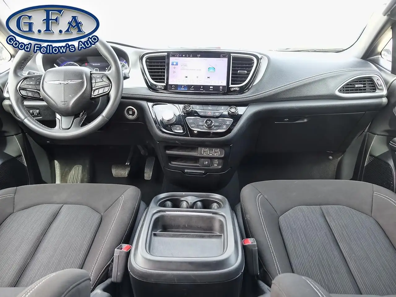 Chrysler Pacifica снимка Chrysler Pacifica
