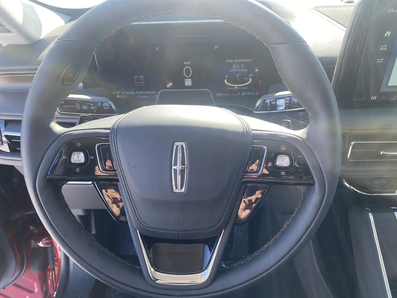 Lincoln Aviator снимка Lincoln Aviator