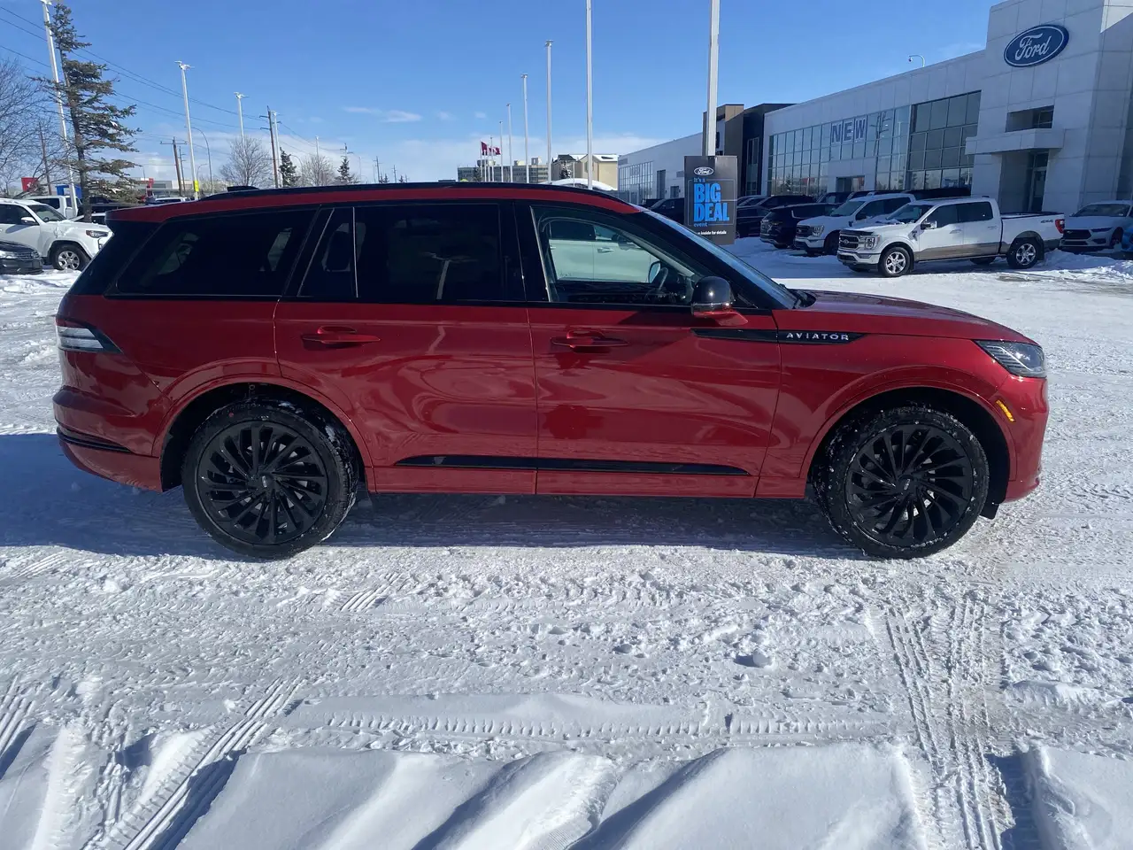 Lincoln Aviator снимка Lincoln Aviator