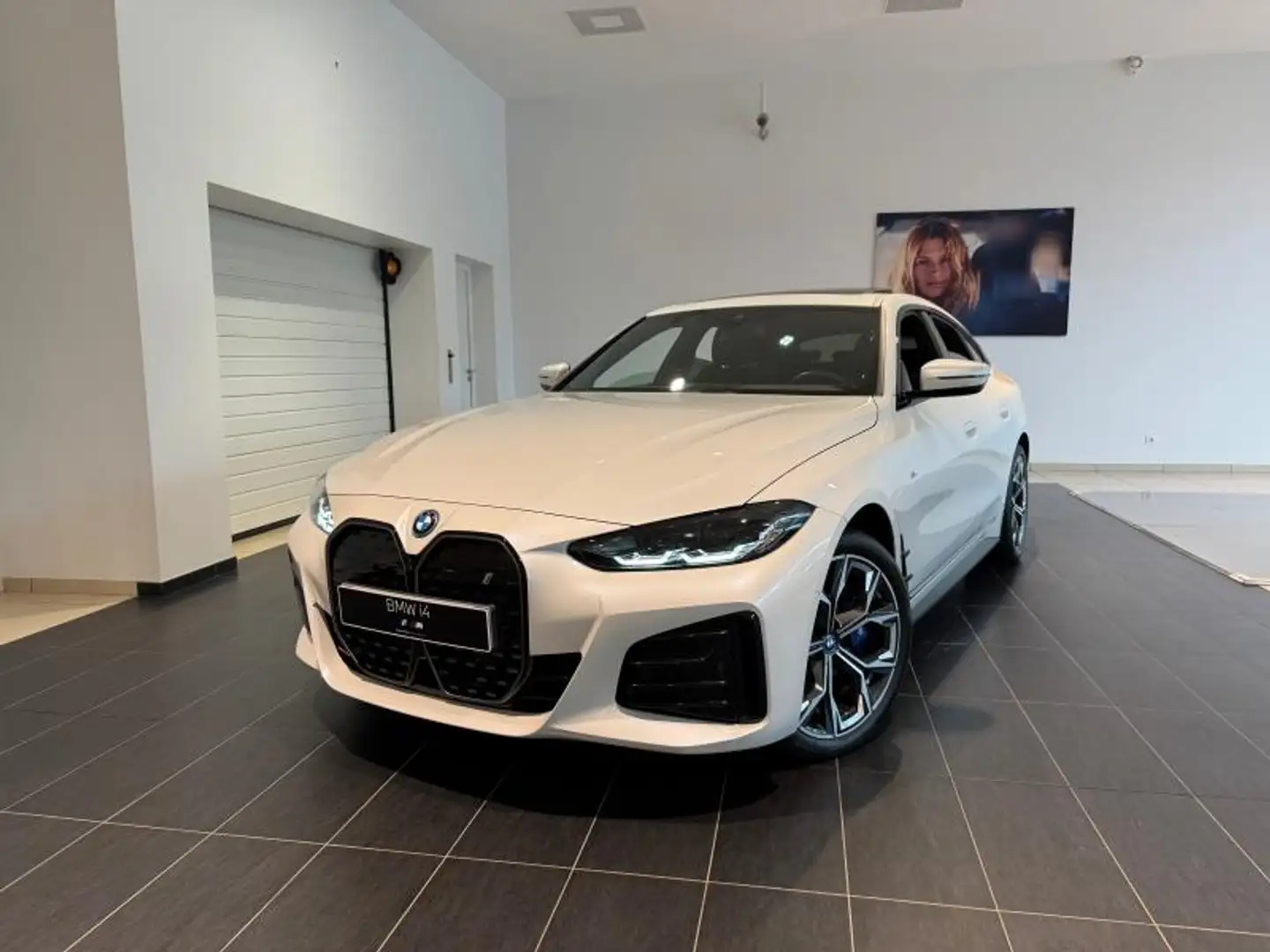 BMW i4 eDrive40 340ch M Sport - 1