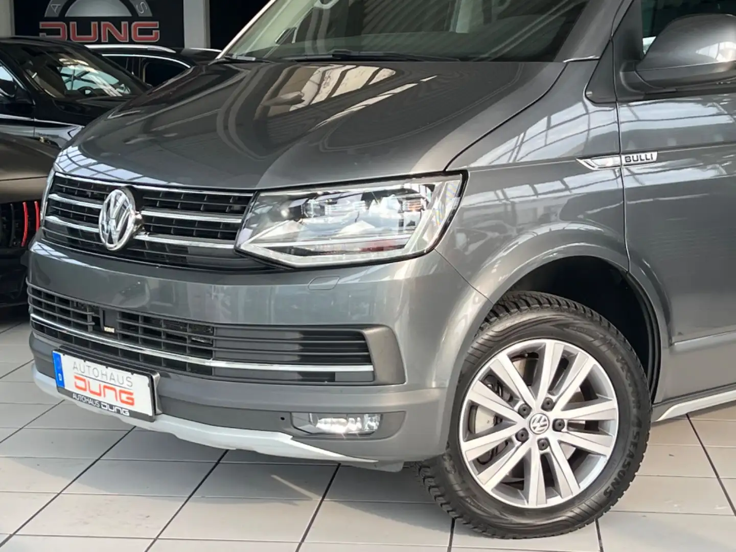 Volkswagen T6 Multivan 2,0 TDI*Dsg *Pan Americana* 4 motion Grau - 2