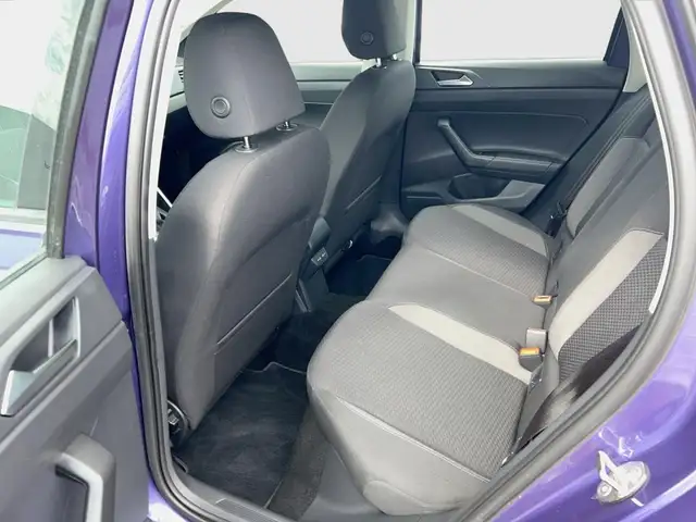 Volkswagen Polo view 12