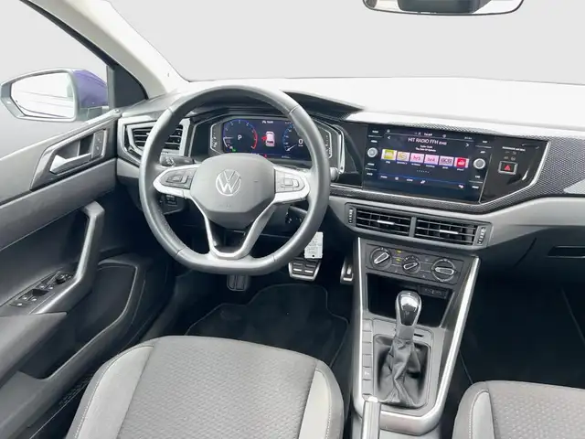 Volkswagen Polo view 11
