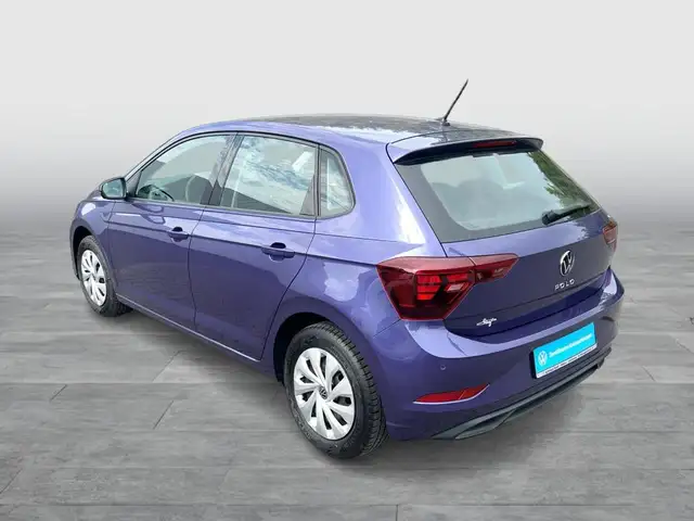 Volkswagen Polo view 3