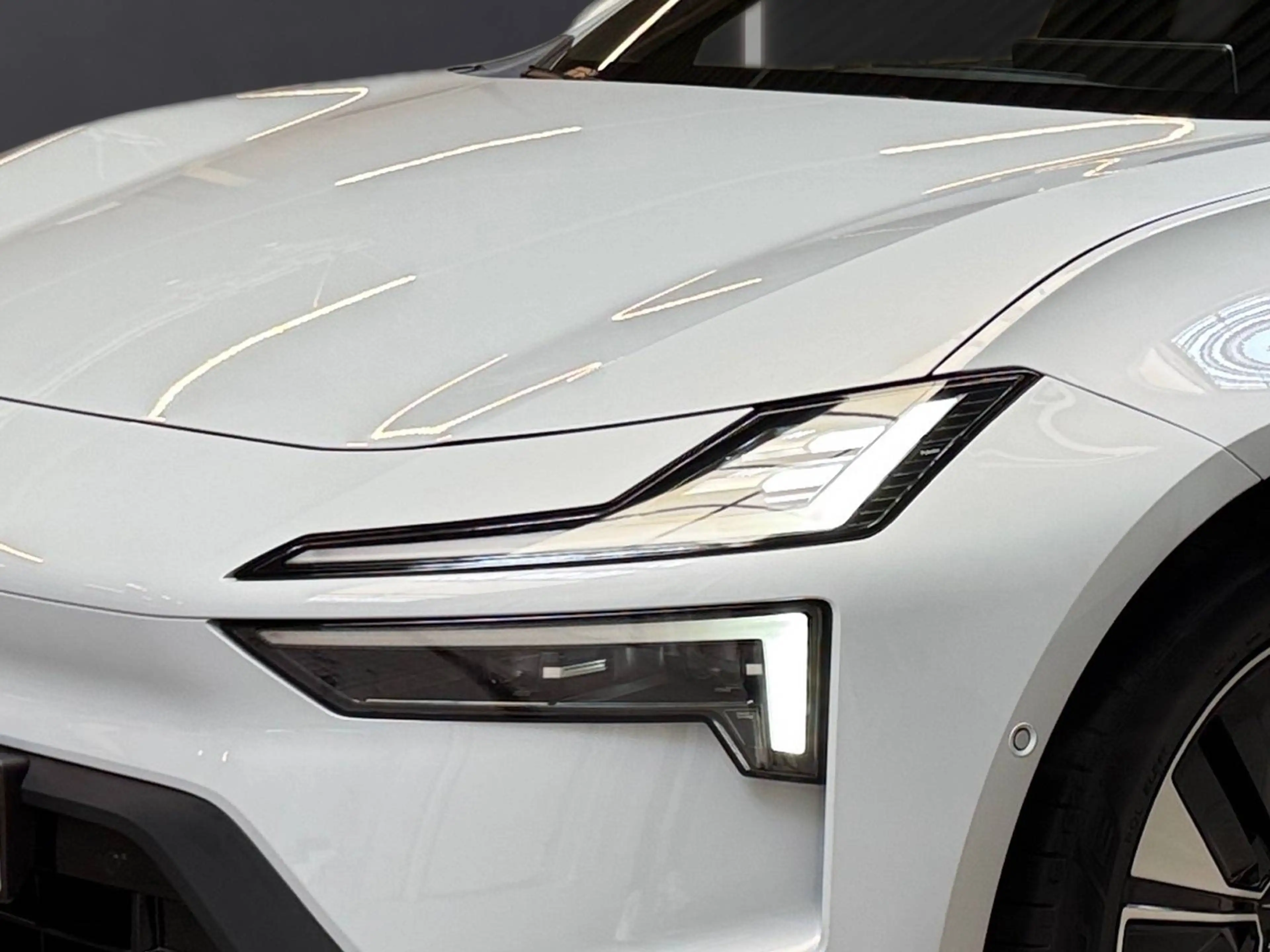 Polestar 4 Polestar 4 100 kWh Long Range Single Motor Prime — photo 5
