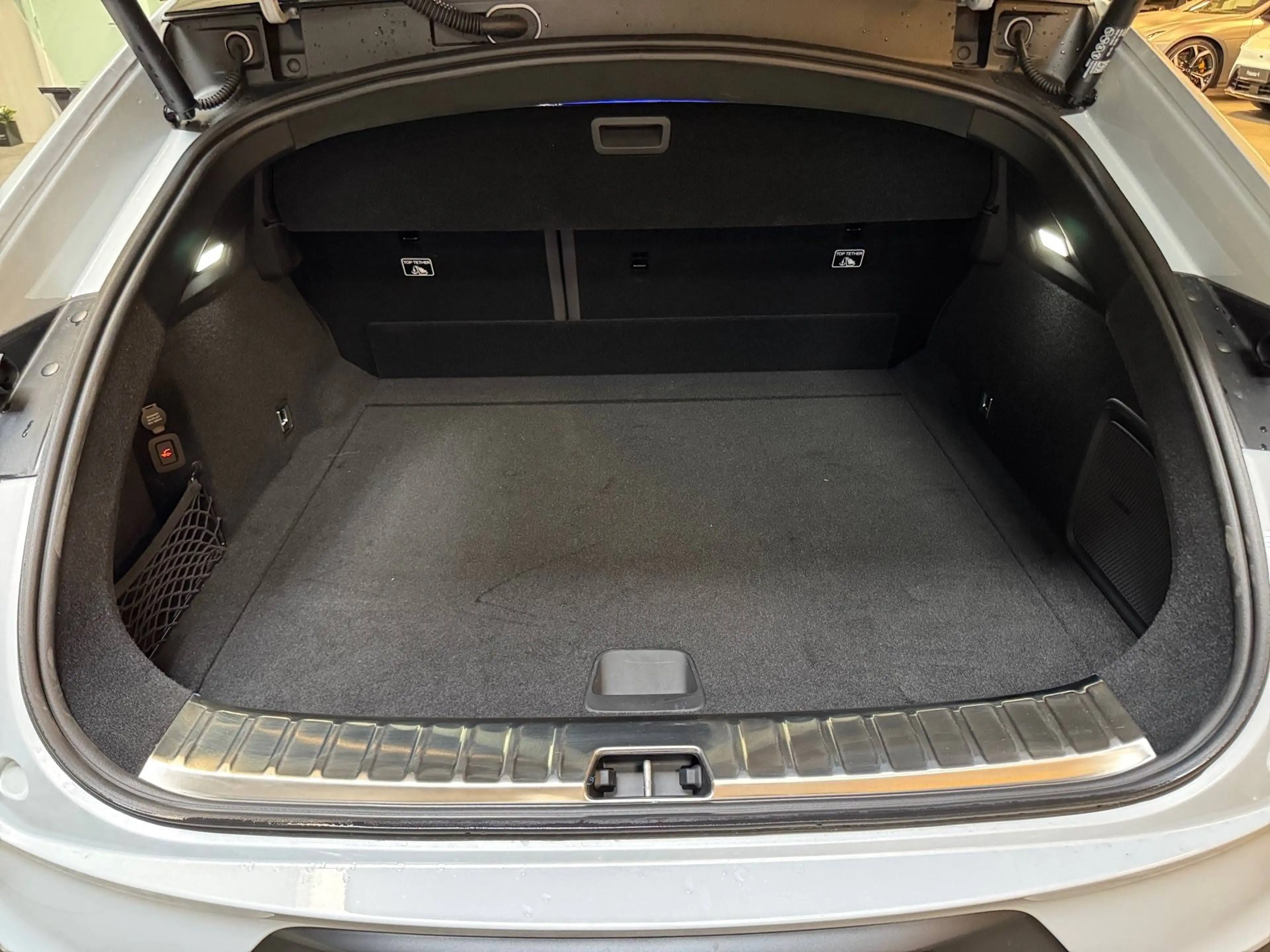 Polestar 4 Polestar 4 100 kWh Long Range Single Motor Prime — photo 12
