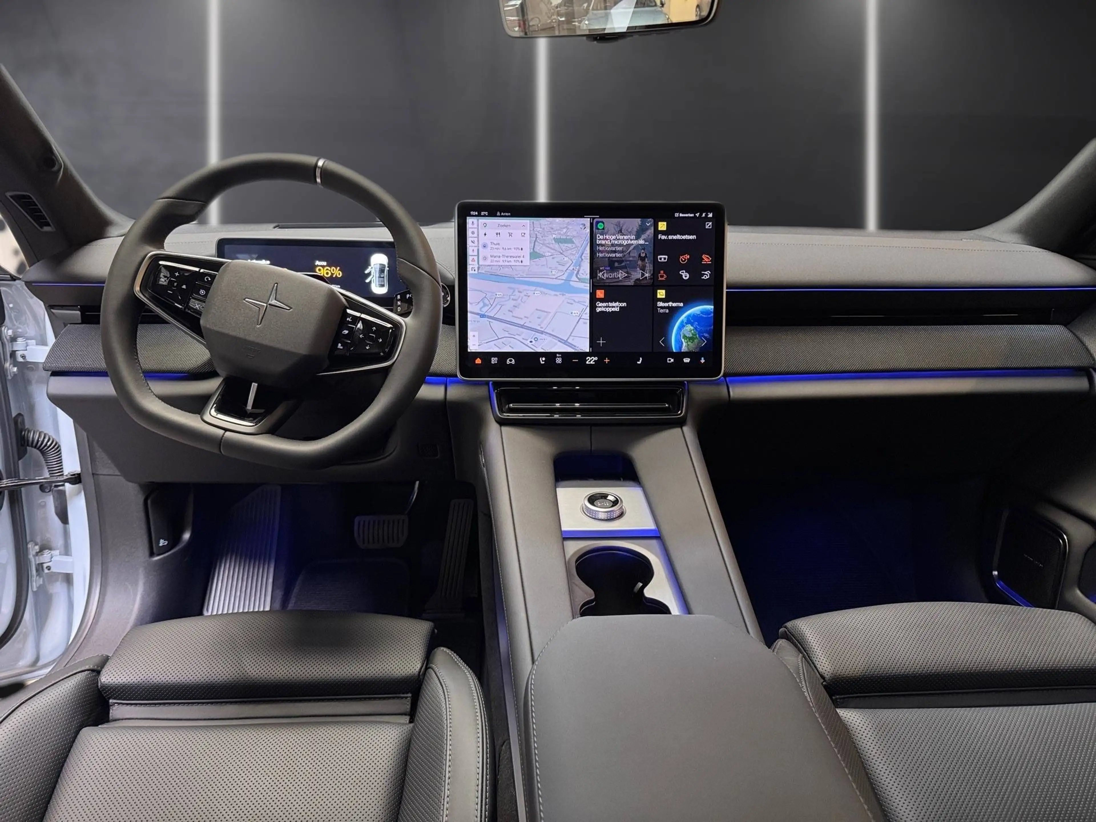 Polestar 4 Polestar 4 100 kWh Long Range Single Motor Prime — photo 10