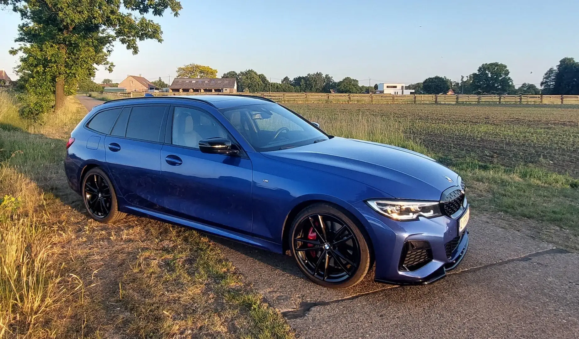 BMW 340 M340i Touring xDrive - 1