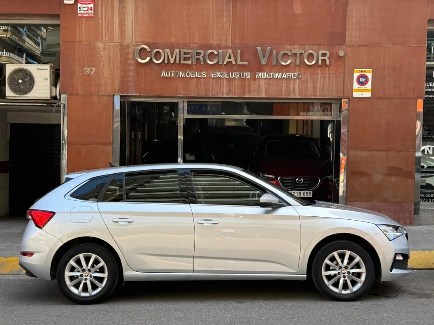 Skoda Scala 1.0 TSI Ambition 70kW Gris - 1