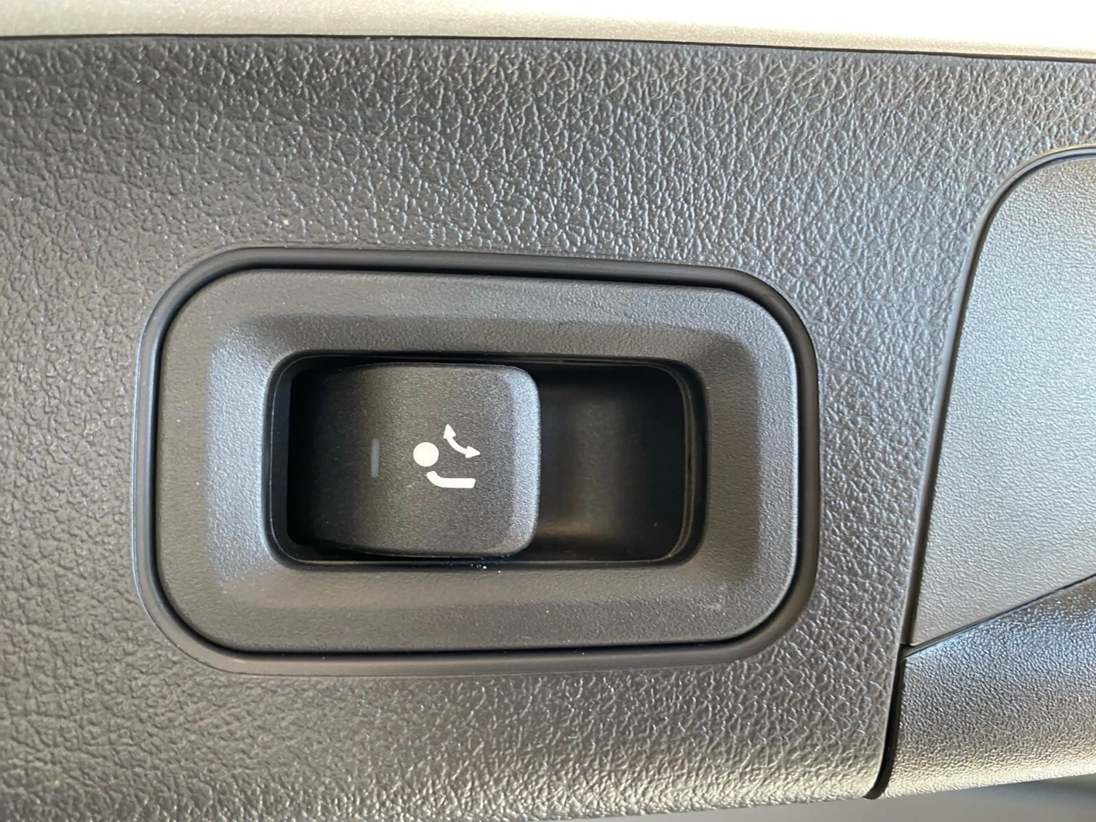 Mercedes-Benz EQA 250 EQA 250+ *PROGRESSIVE*360°KAM*DISTR*SHZ*CARPLAY — photo 14