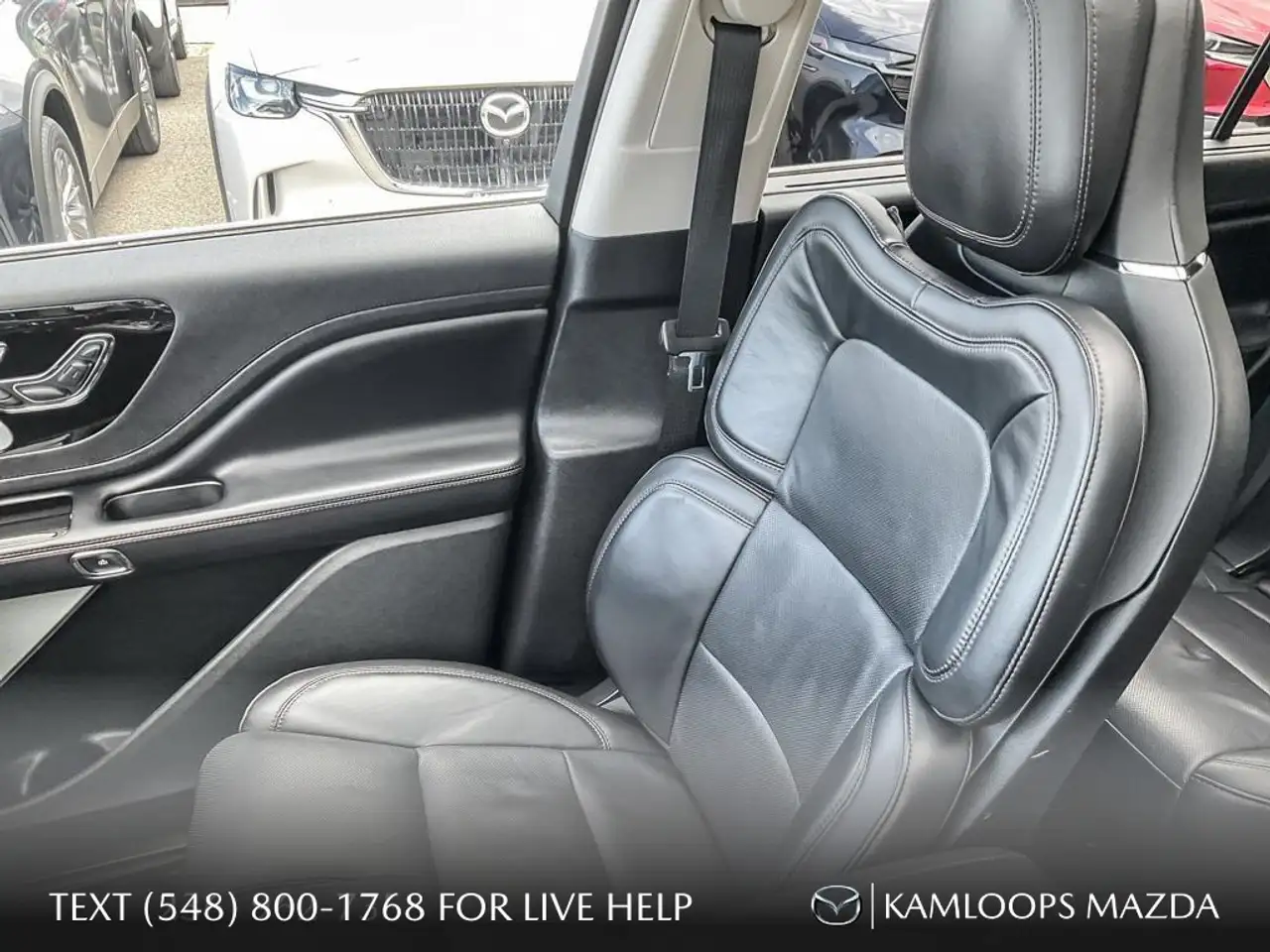 Lincoln Aviator снимка Lincoln Aviator