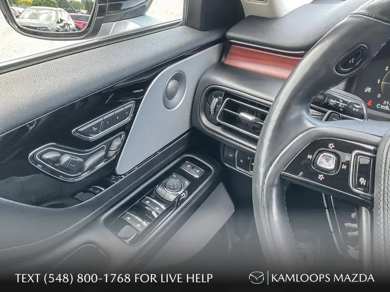 Lincoln Aviator снимка Lincoln Aviator