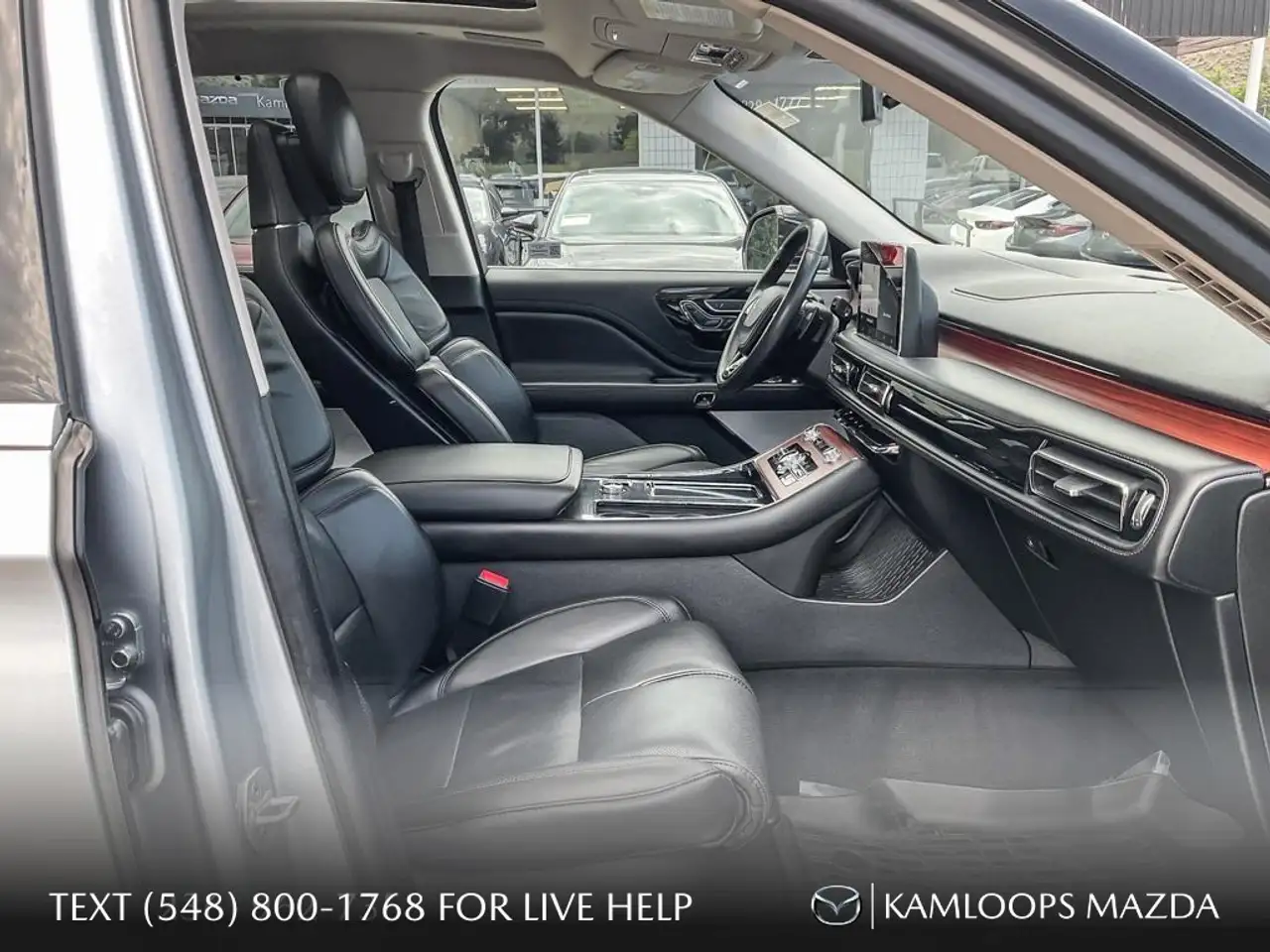 Lincoln Aviator снимка Lincoln Aviator