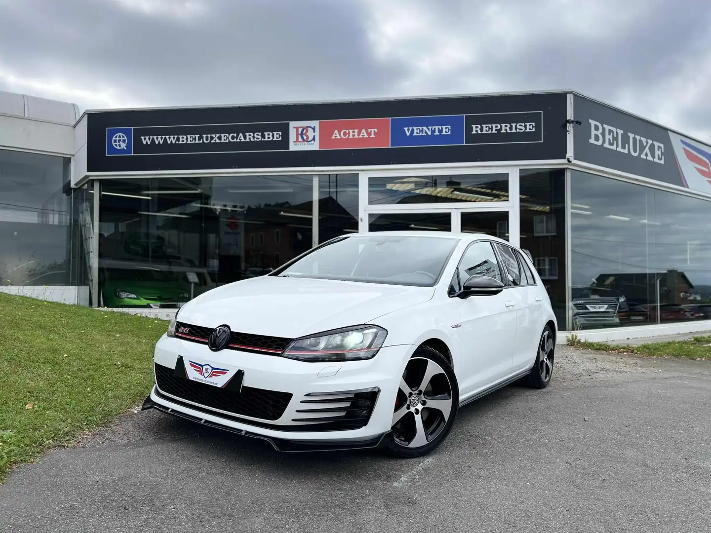 Volkswagen Golf GTI 2.0 TSI Performance *ECOSSAIS*NAVI*LED*PALETTE* Wit - 1