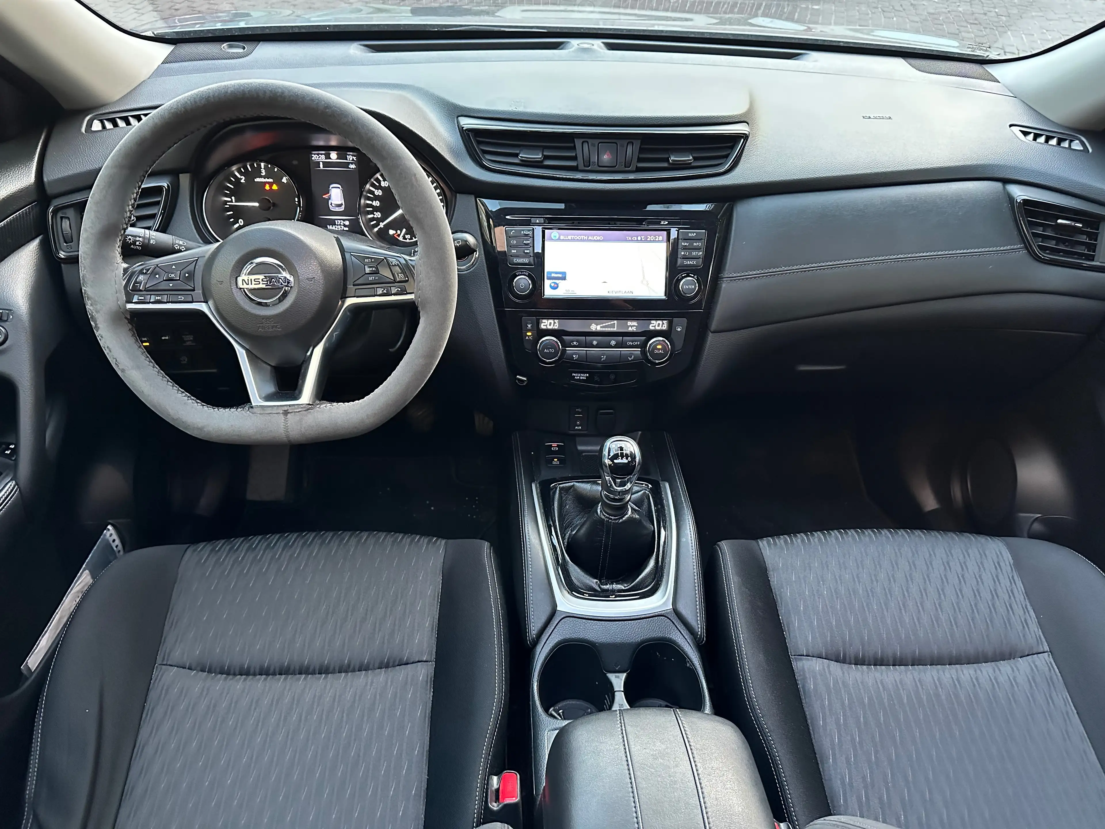 Nissan X-Trail X-Trail 1.7 dCi 2WD Business Édition 7 PLACE full 13.950€ — photo 11